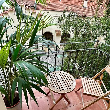 Apartment Siroka 14 Прага Екстериор снимка
