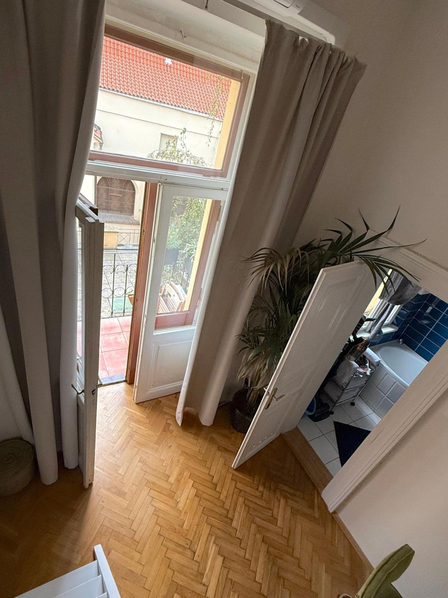 Apartment Siroka 14 Прага Екстериор снимка