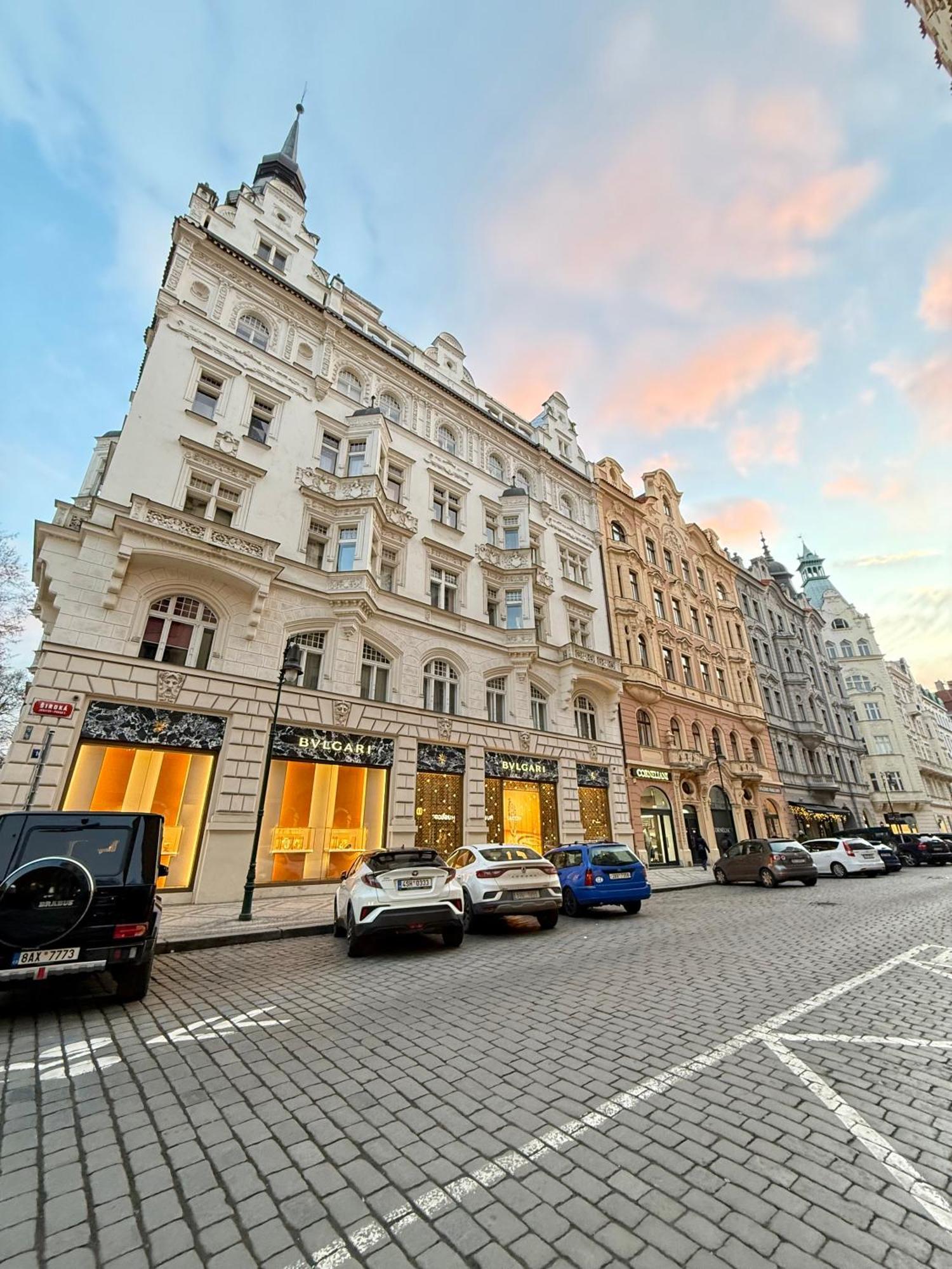 Apartment Siroka 14 Прага Екстериор снимка